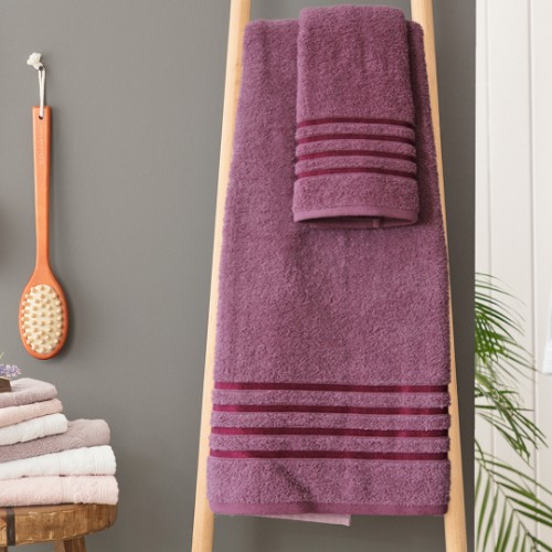 Picture of Matmazel Fourway Towels Bathroom Set - Damson