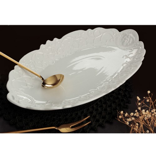Picture of Veronica Oval Serving Plate