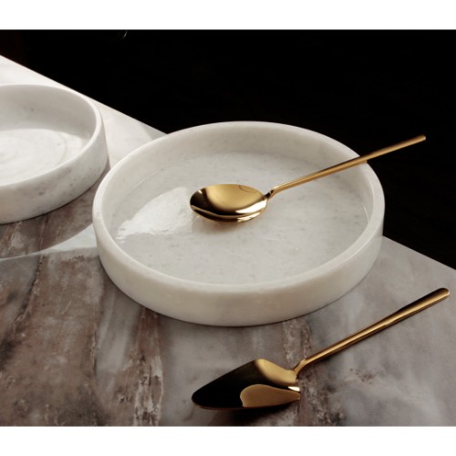 Picture of Madlen White Marble Plain Serving Plate - Medium Size 