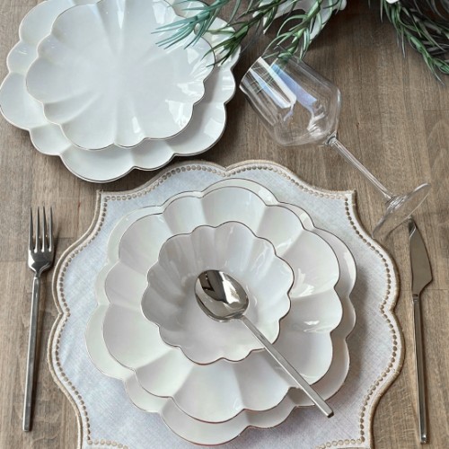 Picture of Daisy 24 Pieces Porcelain Dinnerware Set - Silver