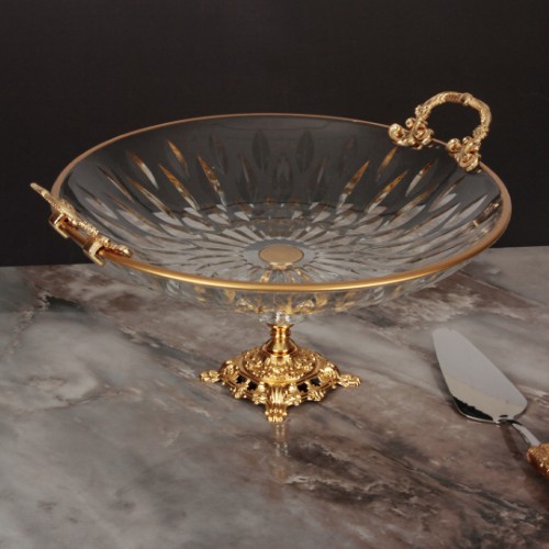 Picture of Arya Footed Glass Salad Bowl with Handle - Gold