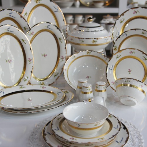 Picture of Emma 61 Pieces Porcelain Dinnerware Set